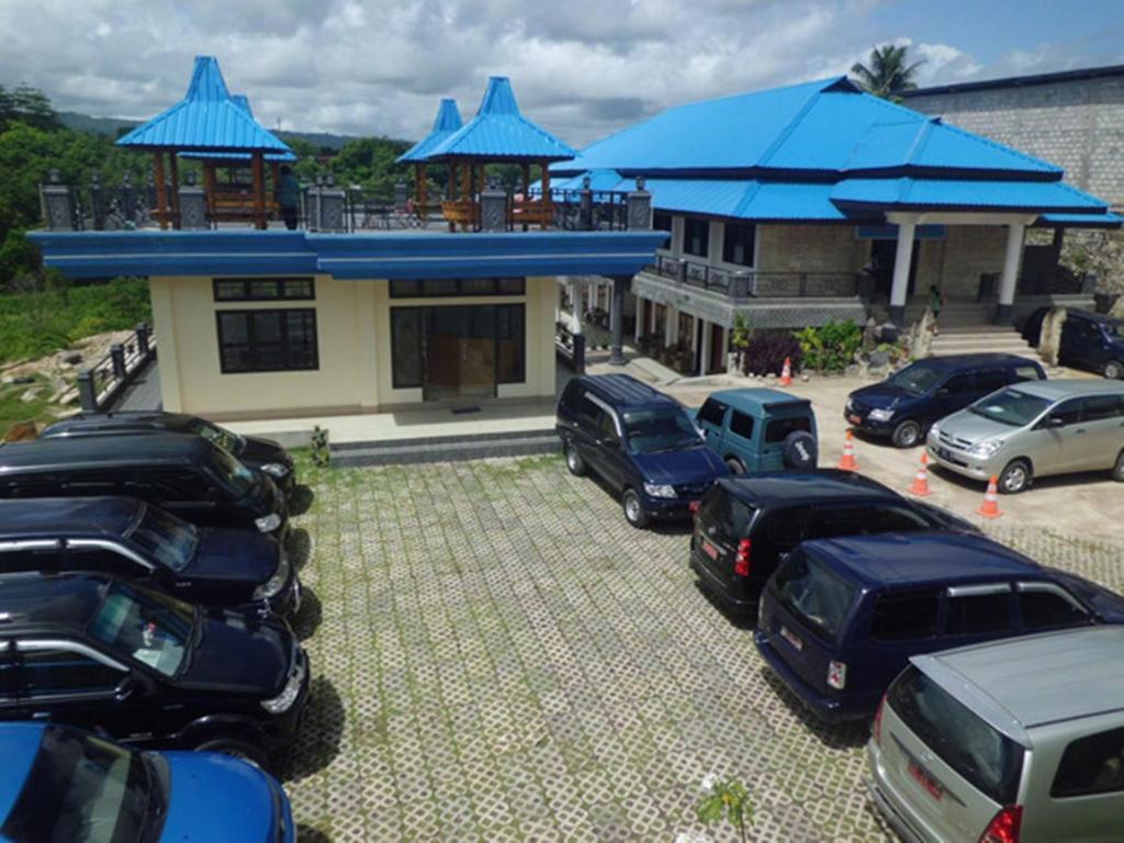 Hotel Sinar Tambolaka Waingapu Exterior foto